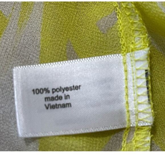 Lane‎ Bryant Women's Sleeveless Blouse Plus Size 18 Sheer Button Front Split Hem - Picture 9 of 11